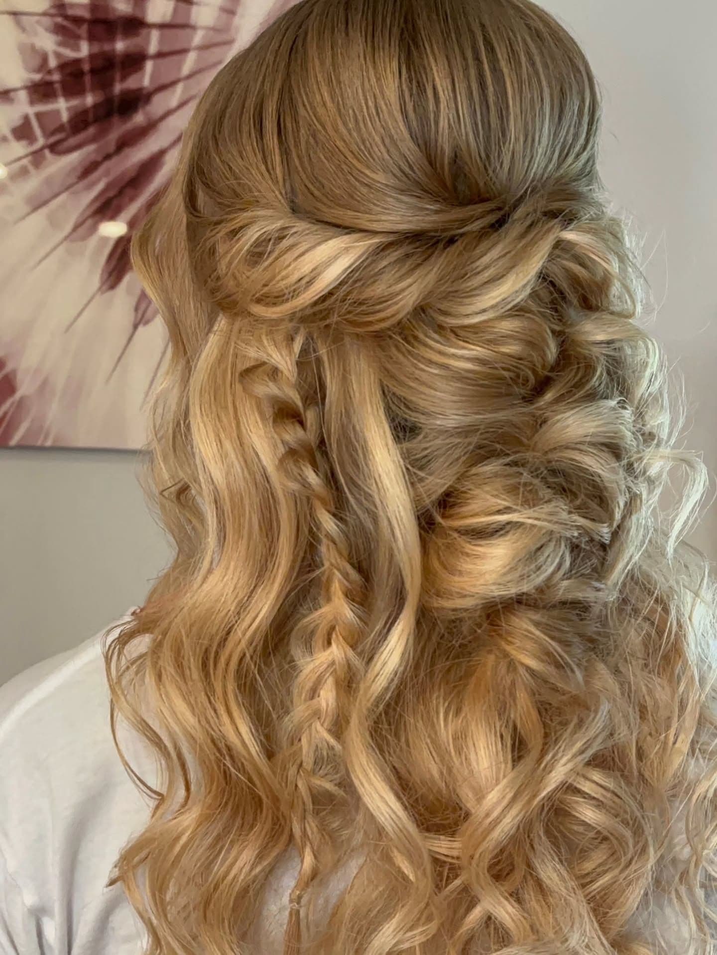 Fishtail braid texture